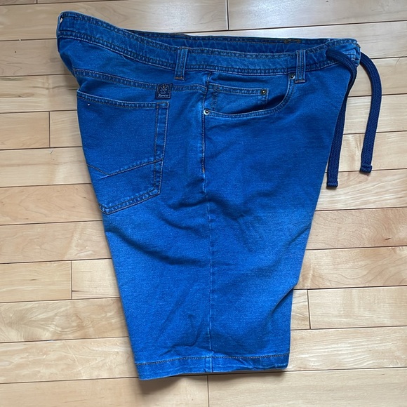 Mens Jean shorts - Picture 4 of 6